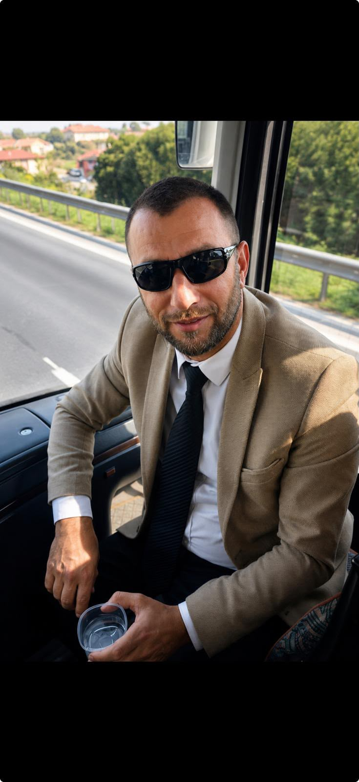 Mülazim Budak araç içinde